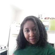 Professora de Português e Inglês dou aula do primeiro segmento até 2 grau ( sendo que partir do sétimo ano só específica de Português)